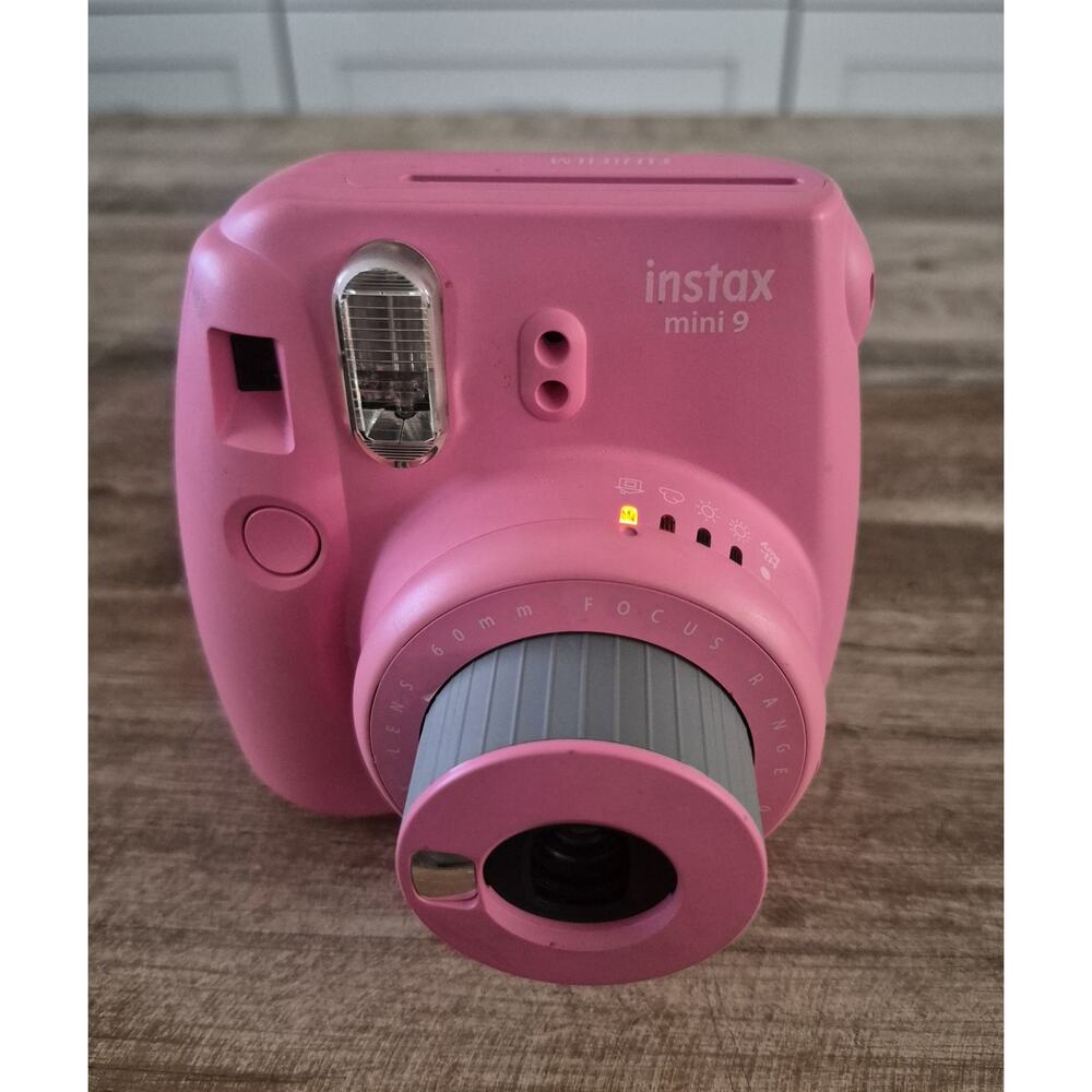 Fujifilm Instax Mini 9 Instant Film Camera - Flamingo Pink